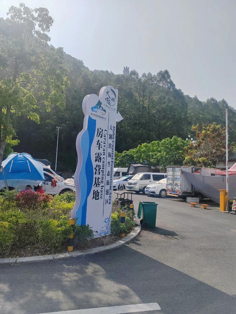 二手B型房车：都市休闲生活的新宠儿